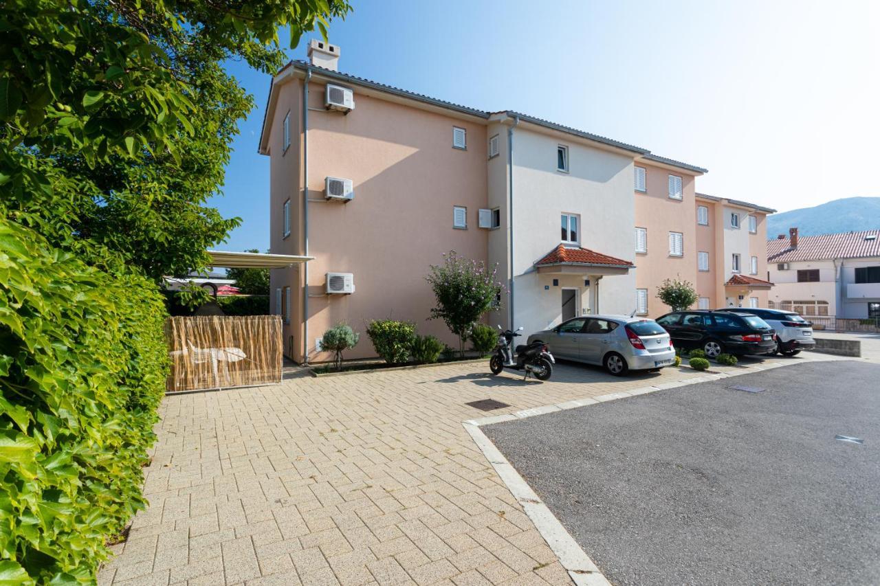Apartments Crnekovic IV Baška Extérieur photo