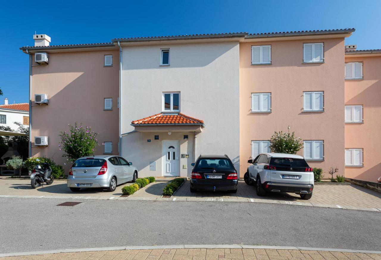 Apartments Crnekovic IV Baška Extérieur photo