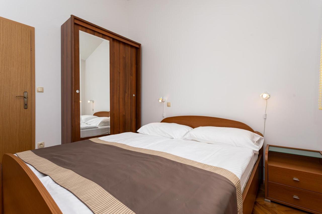 Apartments Crnekovic IV Baška Extérieur photo