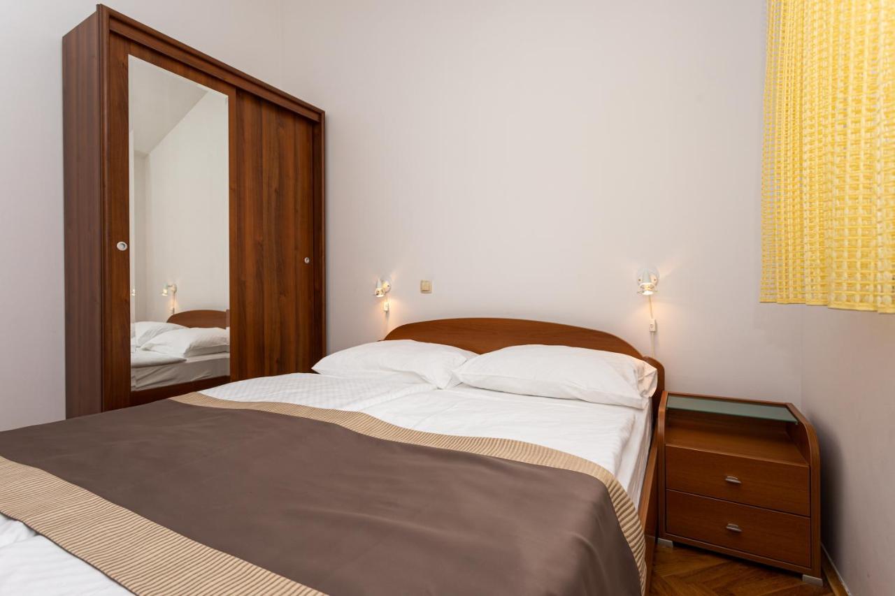 Apartments Crnekovic IV Baška Extérieur photo