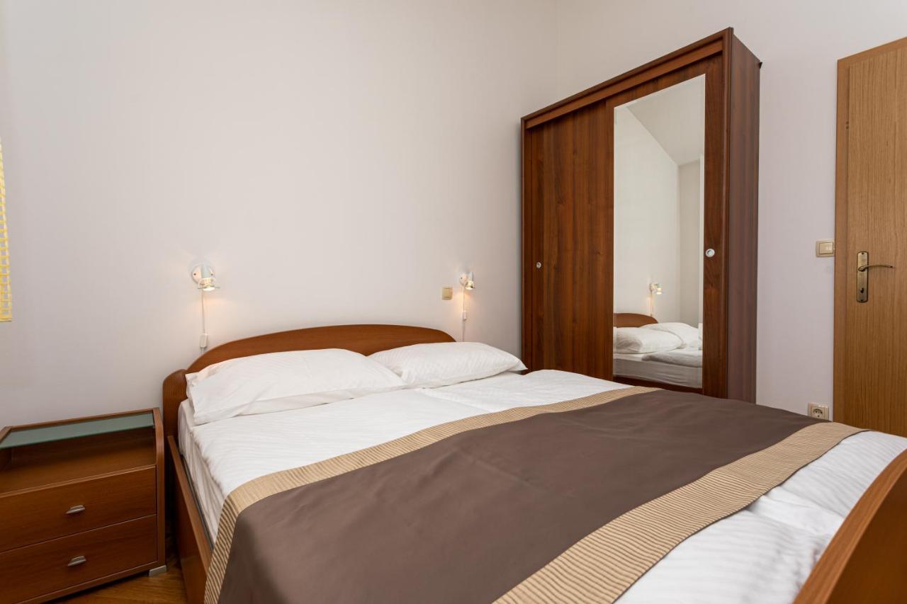 Apartments Crnekovic IV Baška Extérieur photo